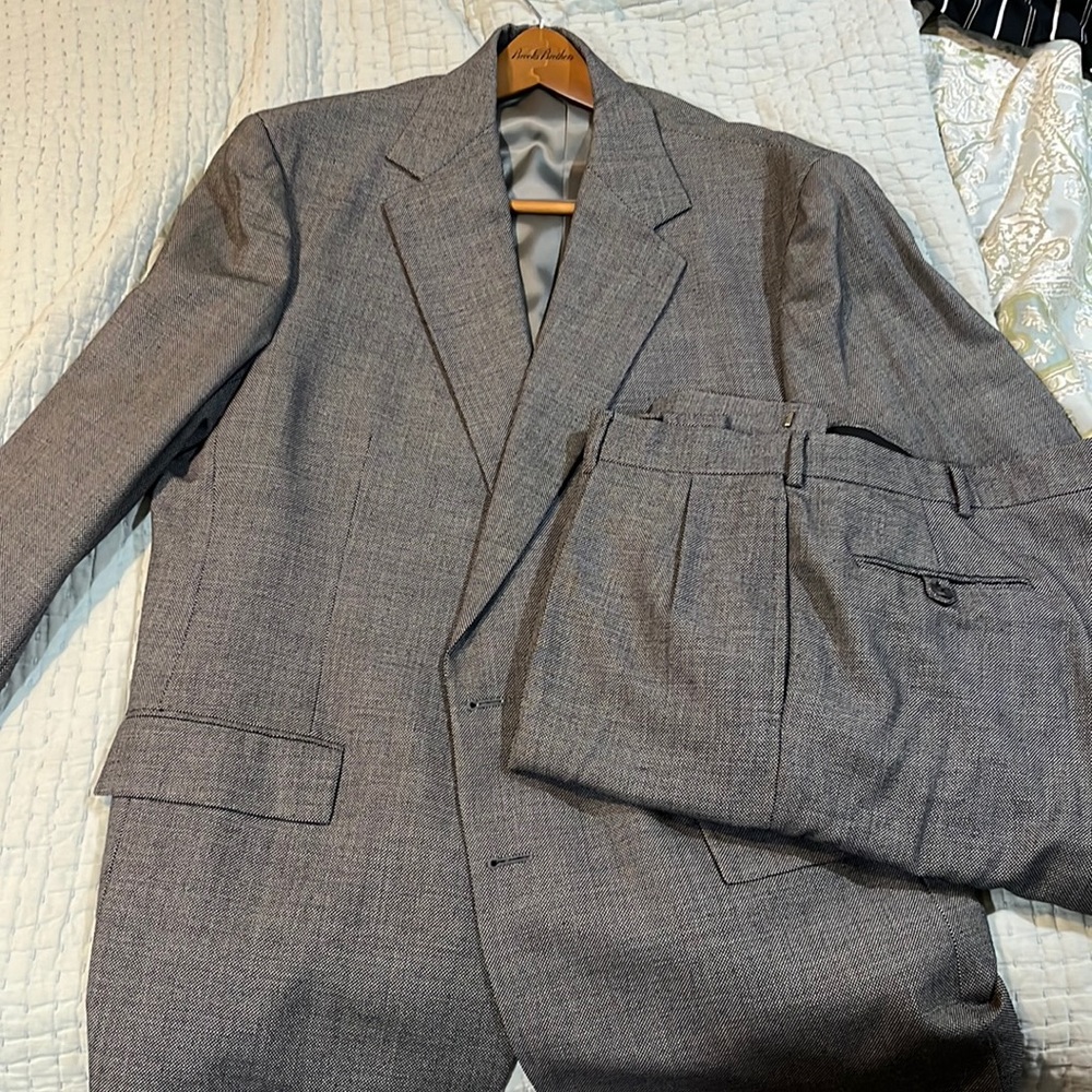 Light Wool Gray Full Suit
